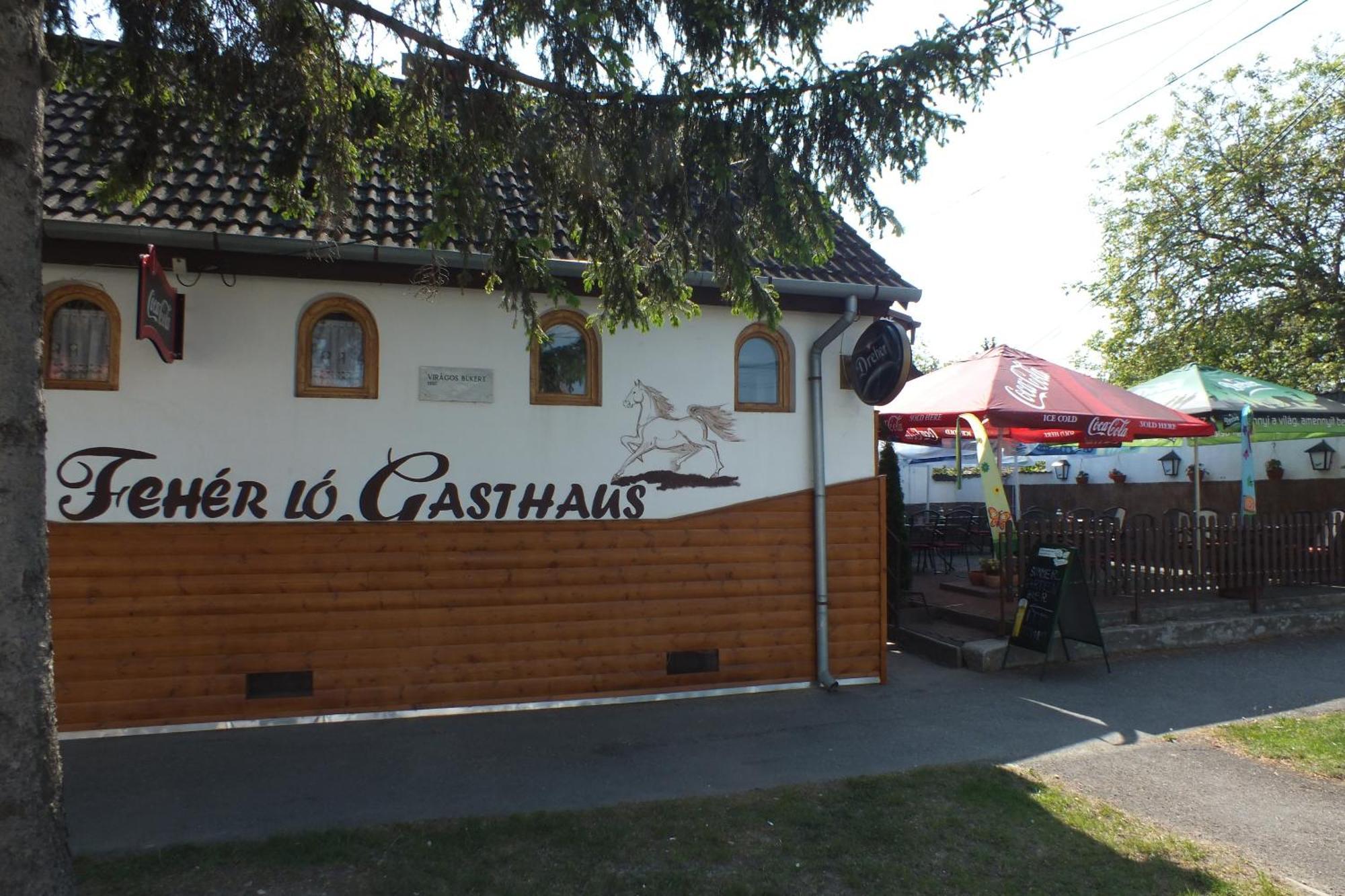 Feherlo Vendeghaz & Restaurant Buk Exterior photo